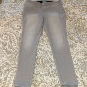 Old Navy Mid-Rise Rockstar Jegging